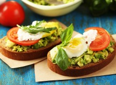 avocado-toast-with-tomato-and-egg.jpg